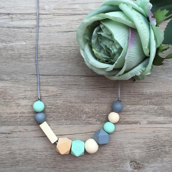 Adult Teething Necklace - Lucille (Mint)