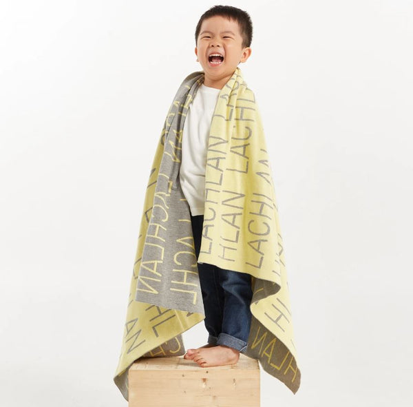 Personalized Blanket (Light Yellow Background) 25-30 days