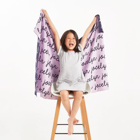 Personalized Blanket (Light Purple Background)25-30 days