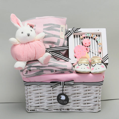 Personalized Blanket & Teether Hamper - Blossom (25-30 days)