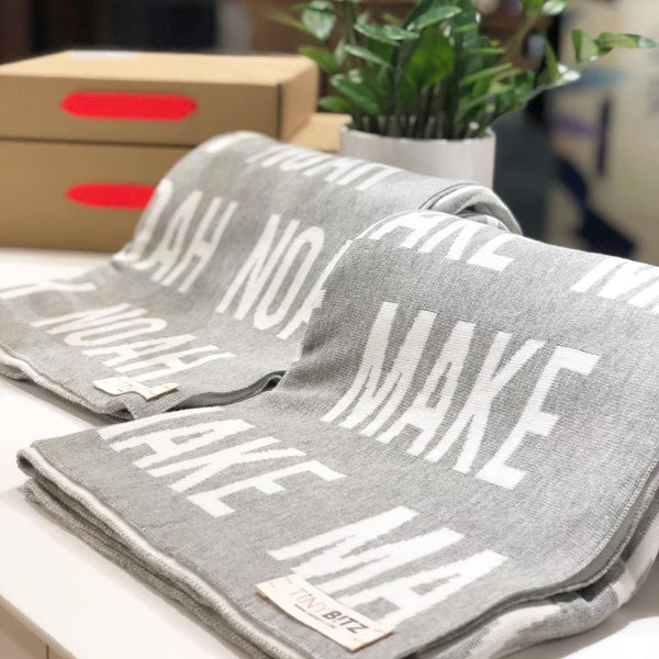 Personalized Blanket (Light Grey Background) 25-30 days