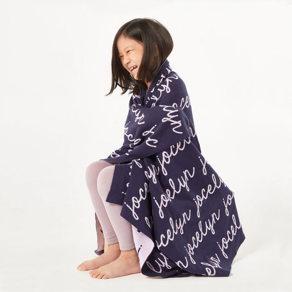 Personalized Blanket (Light Purple Background)25-30 days