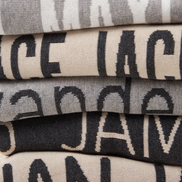 Personalized Blanket (Light Grey Background) 25-30 days