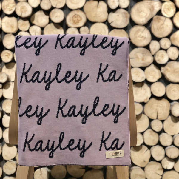 Personalized Blanket (Light Purple Background)25-30 days